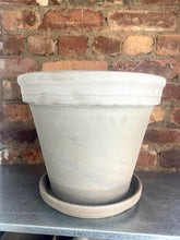 Load image into Gallery viewer, Basalt Terracotta Pot + Saucer 12&quot;
